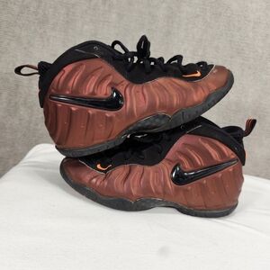 Nike Kids Black and Copper Sneakers